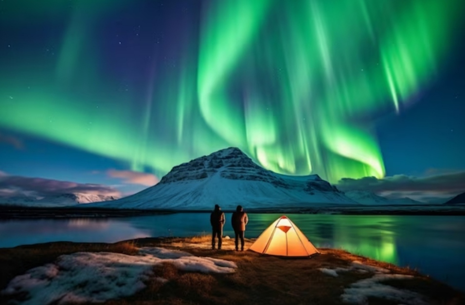 Experience the Magic of the Northern Lights in Icelandthetravelaworld